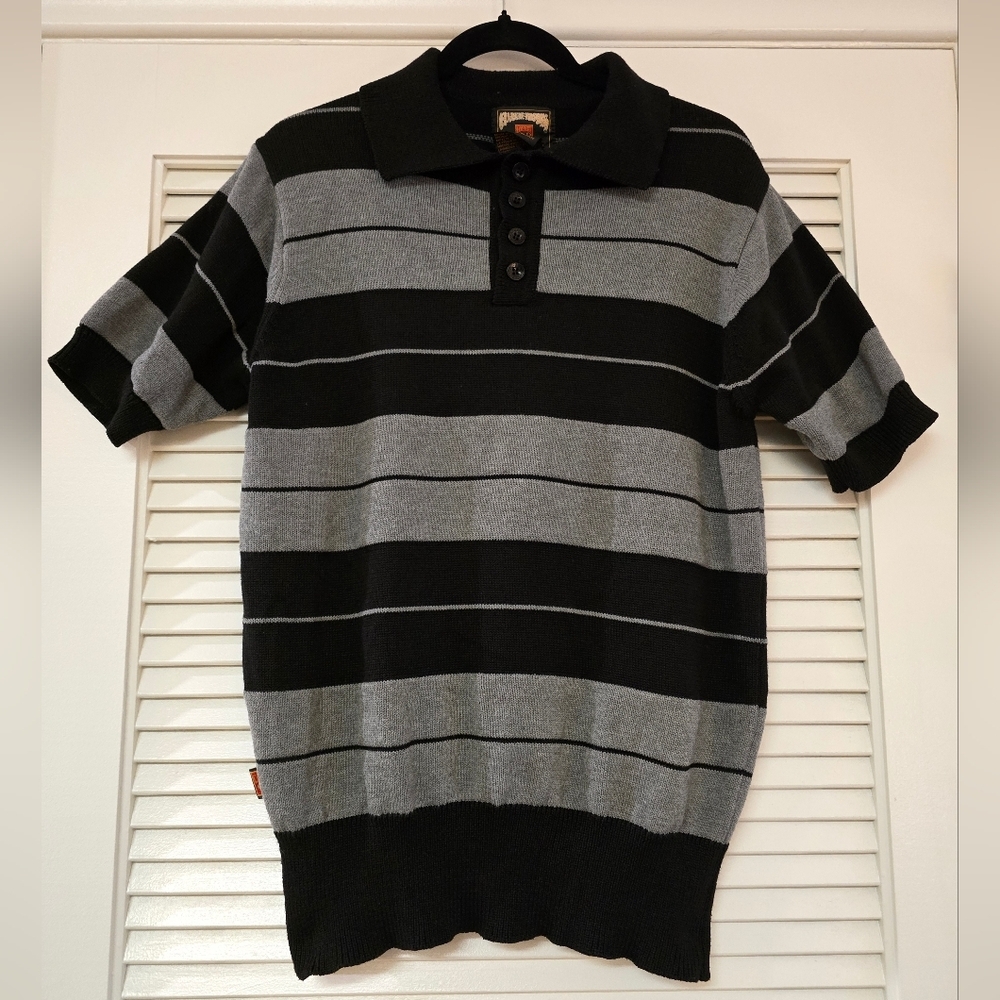 FB County Charlie Brown - Men's Black & Grey Striped Short-Sleeve Shirt